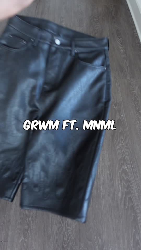 Ultra Baggy Leather Flame Shorts - Black | mnml