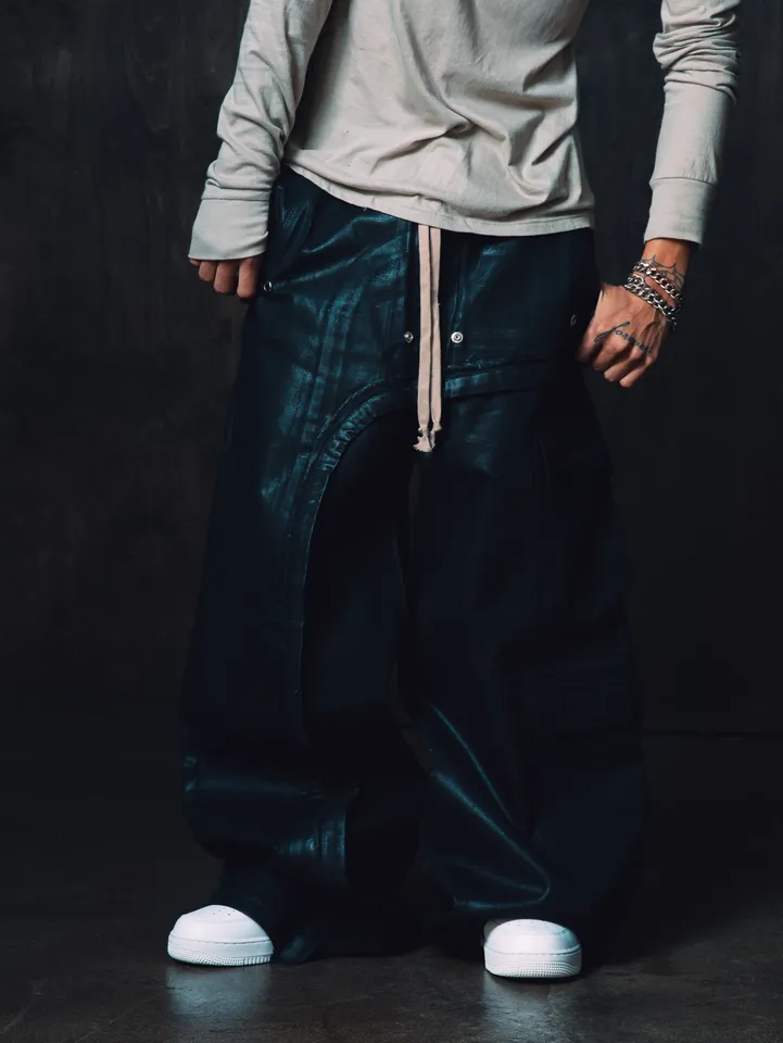 Waxed Rave Seam Cargo Pants - Black | mnml