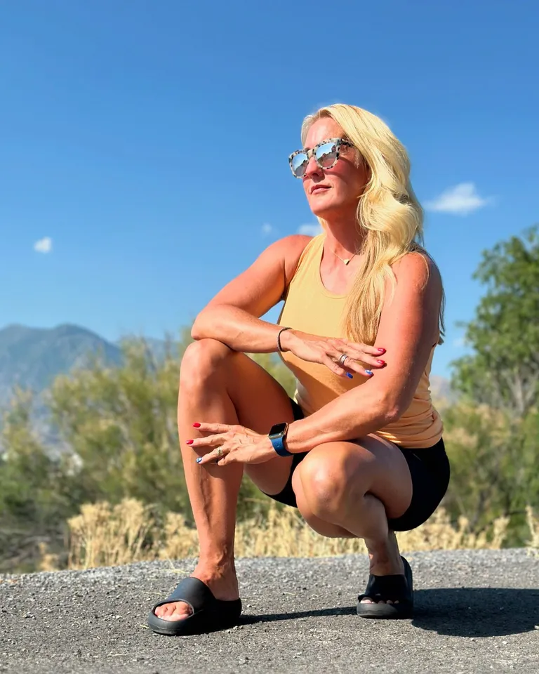 @dancingjaime in our Summer Peach set 😍 #loveellie⁠