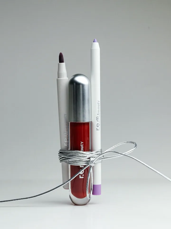 gel pencil eyeliner | r.e.m. beauty by Ariana Grande – rem beauty