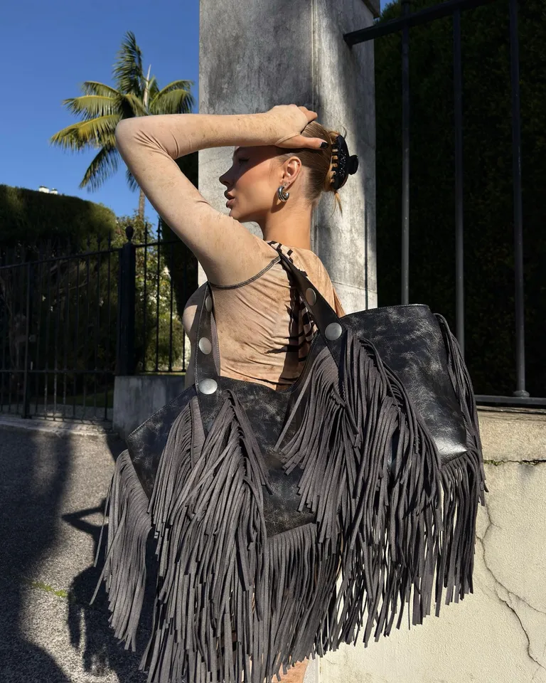 CHROMA FRINGE BAG - BLACK