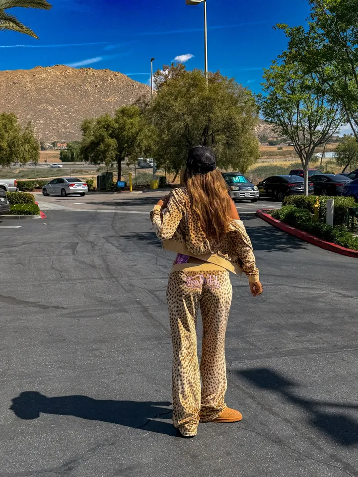I.AM.GIA X VON DUTCH KAMERON VELOUR TRACKPANT - LEOPARD
