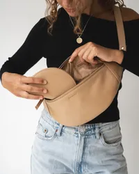 MANDRN | The Atlas- Sand Leather Fanny Pack