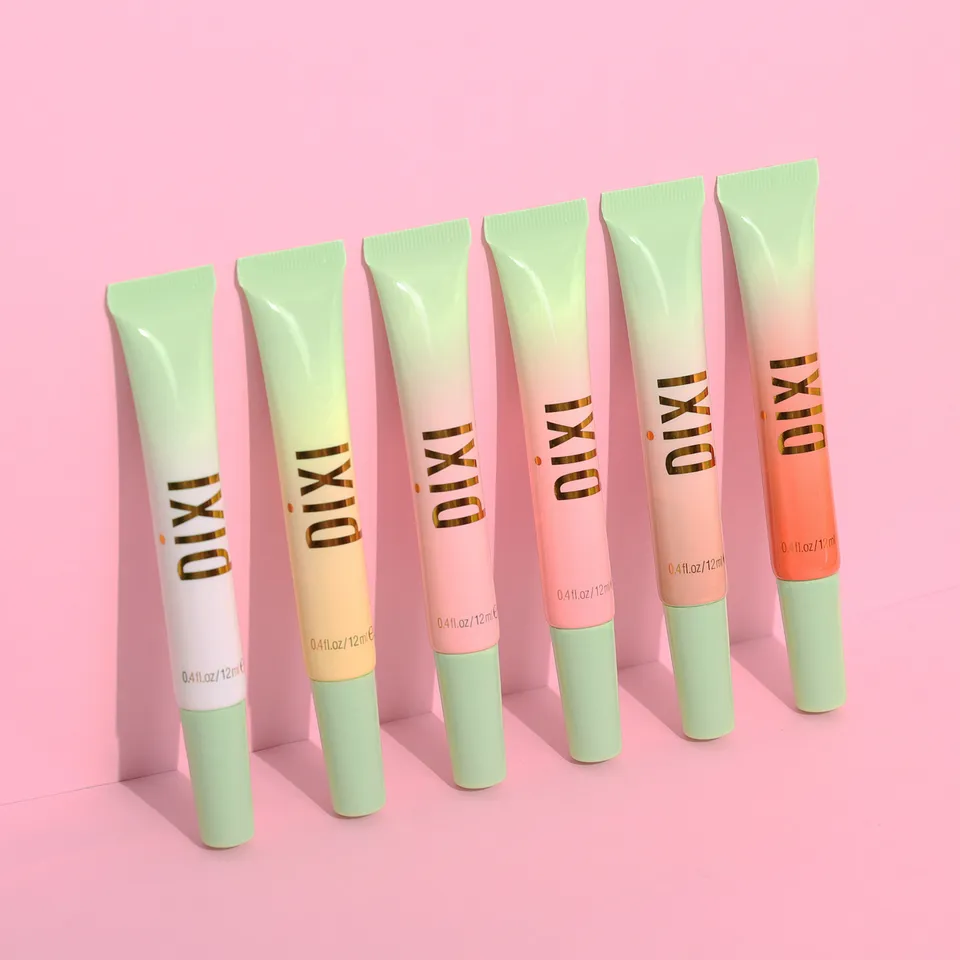 Your Shade, Your Shine. 💫 LipTone is our pH-reactive gloss that adapts to you, revealing a personalized flush with high-shine comfort. The sheer, cushiony formula hydrates as it enhances, leaving lips smooth, softly tinted and naturally Glowing.

Infused with Rosehip Seed Oil to condition, Mango Seed Butter to nourish and soften, and Tangerine Peel Oil to refresh and boost hydration, it delivers colour and care in one effortless swipe.

Find your finish:
💖 SnowPearl: Pearly shimmer
💖 GoldGleam: Golden glimmer
💖 PinkPatina: Soft pink Glow
💖 Prettiness: Classic pink
💖 Naturalness: Lush neutral
💖 Peachyness: Coral-kissed warmth
💖 Prettiness: Classic pink

One gloss. Your unique Glow.

Desk day polish or weekend minimal, which LipTone is living in your bag today? 💋✨

#PixiBeauty #PixiGlow #LipGloss #pHmakeup #LipTone