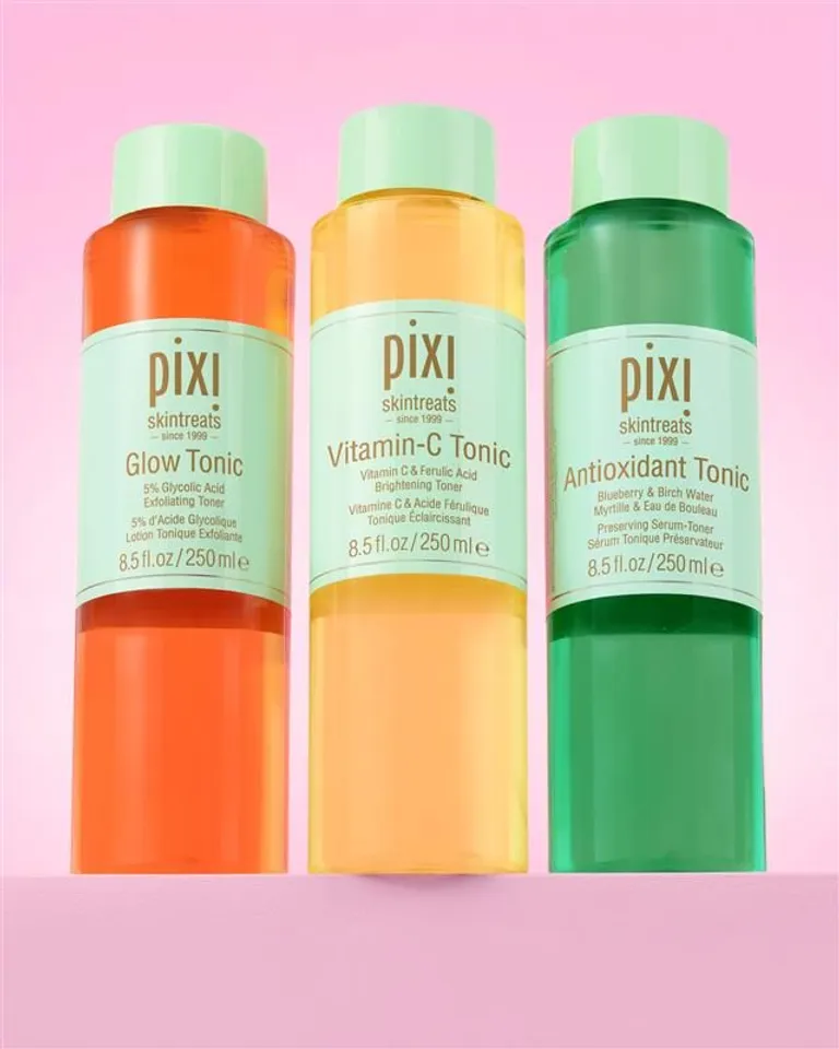 Three Steps to Your Signature Glow ✨

Meet three iconic Tonics, each designed to exfoliate, brighten or protect for your most balanced, Glowing skin. Each tonic designed so you can tailor your routine to what your skin needs most in the moment.

🍊 Glow Tonic: Refines, smooths and boosts radiance with Glycolic Acid: exfoliates, Aloe Vera: soothes, Ginseng: Energizes
✨ Vitamin-C Tonic: Brightens and Energizes with Vitamin C: illuminates, Ferulic Acid: provides antioxidant support, Probiotics: support balance
🌿 Antioxidant Tonic: Replenishes and protects with Superfood Berries: antioxidant-rich, White Ginger Lily Root: helps shield from pollution, Probiotics: soothe and tone

Botanically based and created without artificial fragrance. Your Glow, your way, one Tonic at a time.

Which one is a #PixiPerfect fit for you skin right now? 💚👇
 
#PixiBeauty #Skincare #GlowTonic #VitaminCTonic #AntioxidantTonic