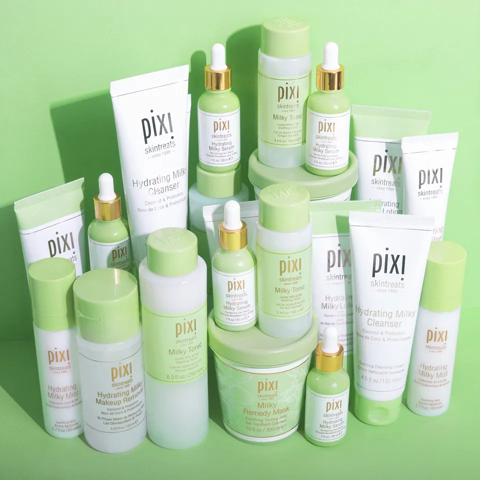 Gentle Hydration. Lasting Comfort. The Milky Way to Glow. ✨

The Hydrating Milky Collection is formulated to replenish and rebalance with Coconut Milk to condition, Oat Extract to soothe and Jojoba Milk to nourish. Each step supports barrier comfort while maintaining consistent hydration.

💚 Hydrating Milky Cleanser cleanses without stripping.
💚 Hydrating Milky Makeup Remover dissolves makeup while conditioning.
💚 Milky Tonic soothes and preps skin.
💚 Hydrating Milky Serum delivers concentrated nourishment.
💚 Hydrating Milky Lotion seals in lasting moisture.
💚 Hydrating Milky Mist refreshes on demand.
💚 Milky Remedy Mask comforts and cools.
💚 Hydrating Milky Peel gently refines for renewed-looking Glow.

Targeted hydration. Barrier-aware care. Effortless balance.

Is your Milky moment a five-minute morning reset or your nightly skin unwind? ✨

#PixiBeauty #PixiGlow #MilkyHydration #Skincare