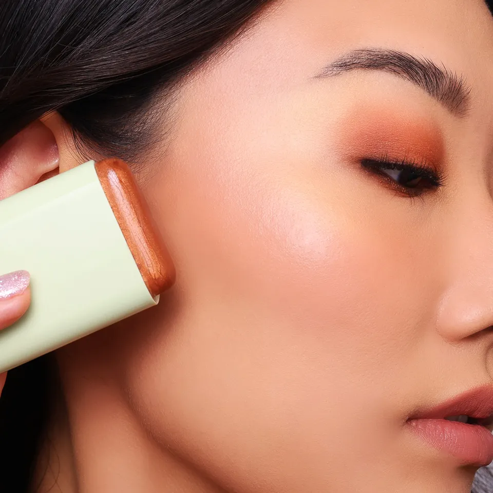 Sunkissed Glow, all year long. ☀️✨
A swipe of sunshine, whenever skin calls for a little warmth. On-the-Glow BRONZE is our skincare-first bronzing balm that adds natural looking warmth while keeping skin comfortable and hydrated. The travel friendly formula blends seamlessly, no brushes needed, for an effortless, fresh-looking Glow wherever the day takes you.

Infused with skin-loving botanicals to support radiant-looking skin:

✨ Fruit Extracts: help protect
✨ Panax Ginseng: helps energize
✨ Aloe Vera: soothes and hydrates

Twist, swipe and blend to add sun-kissed warmth in seconds.

Are you a quick cheekbone swipe before heading out, or a little BRONZE before golden hour plans? ☀️

#PixiBeauty #PixiGlow #Bronzer #SummerMakeup #CreamBronzer