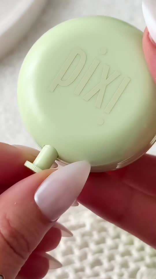 A Soft Glow, Wrapped in Care. 💖

Meet LipMask in Sucre, a treatment balm that pairs glossy radiance with lasting nourishment. The sheer, shimmer-kissed formula cushions lips in comfort while delivering a subtle, luminous tint.

Camellia Oil deeply conditions, Jojoba Oil helps soften and smooth, and Pomegranate Extract provides antioxidant support, leaving lips plush, hydrated and beautifully maintained.

One swipe for instant comfort. A Glow that lingers. 💋✨

Is Sucre your bedside essential or your desk-side touch-up? 💚✨

#PixiBeauty #LipMask #SucreGlow #LipCareMeetsColour #GlowWithPixi