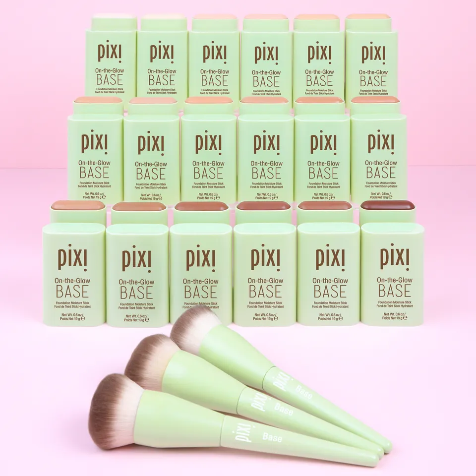 Effortless coverage, in a single swipe ✨

On-the-Glow BASE is an award-winning, lightweight complexion balm that delivers customizable coverage. It helps even tone, softly blur and brighten for a fresh, natural-looking finish.

Skincare-infused performance:
💚 Ceramide NP: helps support hydration and barrier comfort
💚 Superfood Berries: antioxidant care to help protect
💚 Fruit Oils: help smooth and condition

Eighteen flexible shades adapt seamlessly, blending effortlessly for a polished look, at home or on the go.

Do you reach for a sheer layer or build it up for more coverage? 💚👇

#PixiBeauty #PixiGlow #OnTheGlowBase #ComplexionBalm #SkincareMakeup