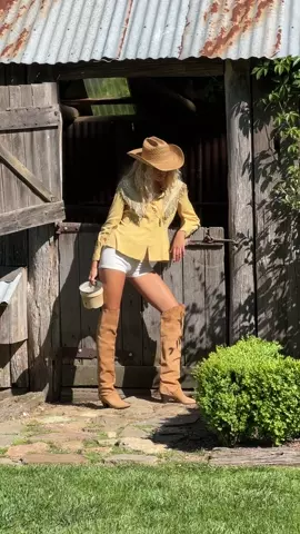 Dakota Straw Cowboy Hat (Teak) | Lack of Color [US] display picture 1