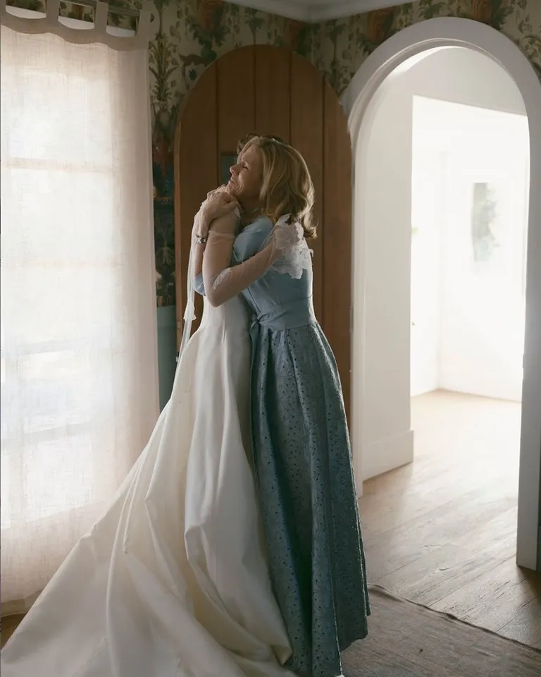 Taffeta Eyelet Shirt Waist Gown – Terijon.com