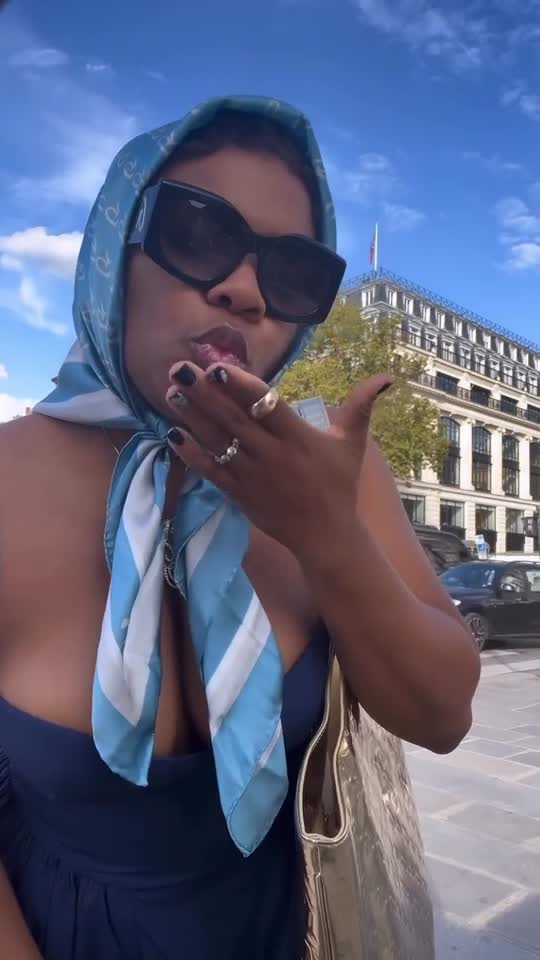 VETEMENTS デムナ期 MONOGRAM SILK SCARF White & Blue Patterned Zig Zag Silk Scarf 90cm - TK Maxx UK