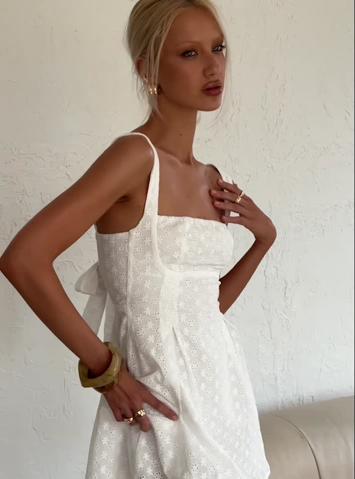 Xanthus Embroidered Mini Dress White .mp4 Xanthus Embroidered Mini Dress White .mp4