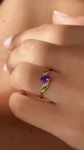 Bague En Or 18 Carats Avec Améthyste Et Diamant 0.12 Carat - Taille 53 - 4.10g - Très Bon état