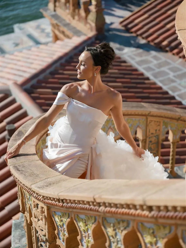 Izzy | Draped Asymmetric Corset Wedding Dress Izzy | Draped Asymmetric Corset Wedding Dress