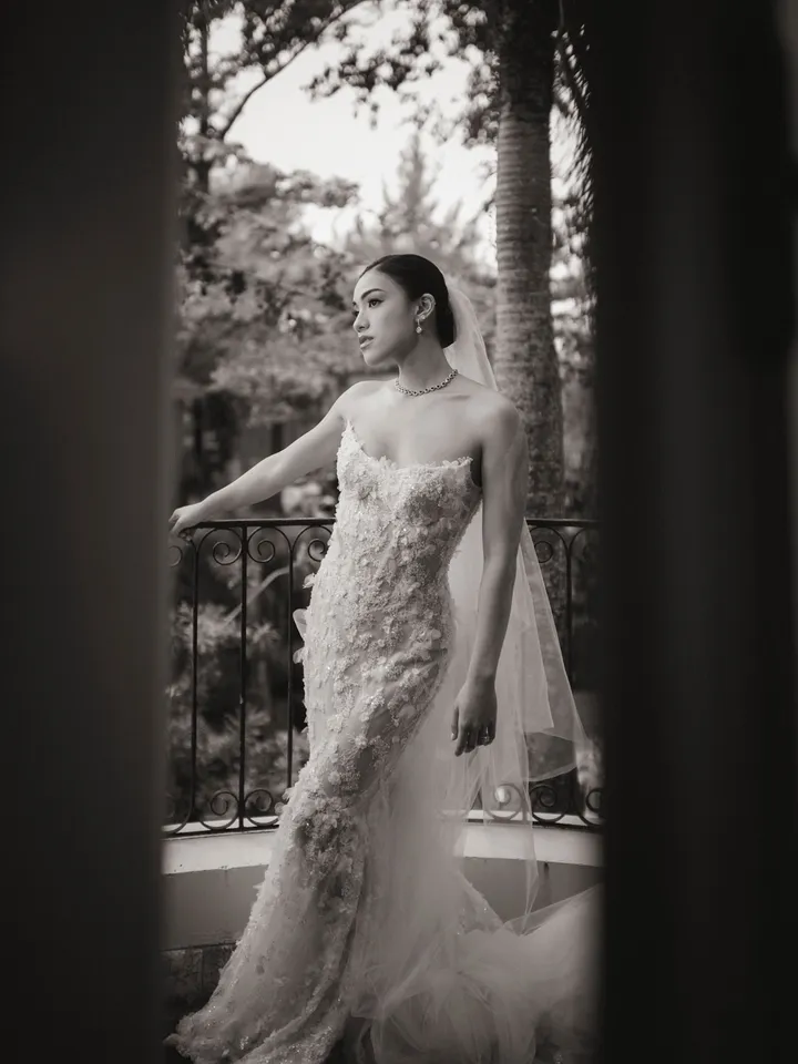 Freya | 3D Lace Beaded Mermaid Wedding Dress
