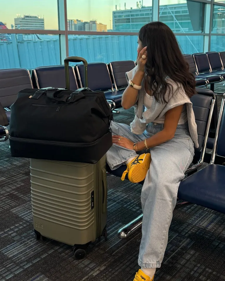 The Ultimate Travel Duffle in Olive