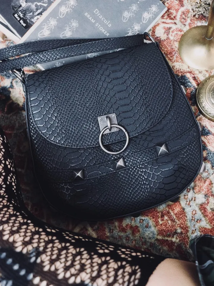 Serpent Handbag – Midnight Hour